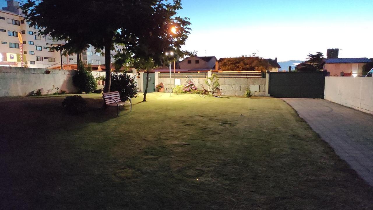 Precioso Piso En Playa America Con Jardin Privado. Нигран Экстерьер фото